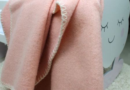  Плед шерстяной &quot;Merino розовый&quot; для новорожденных в подарочной коробке